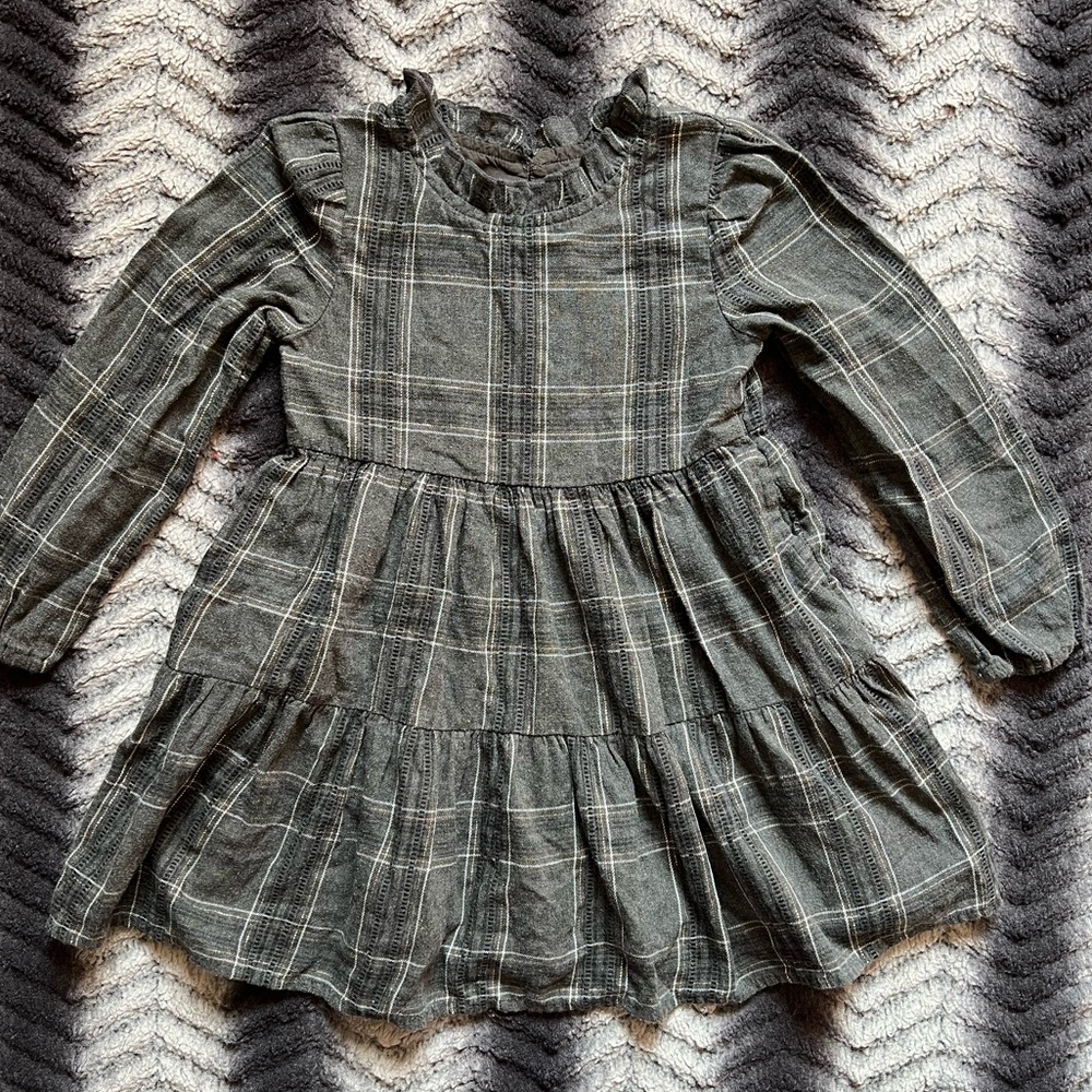 Cat & Jack Dark Gray Plaid Long Sleeve Dress
